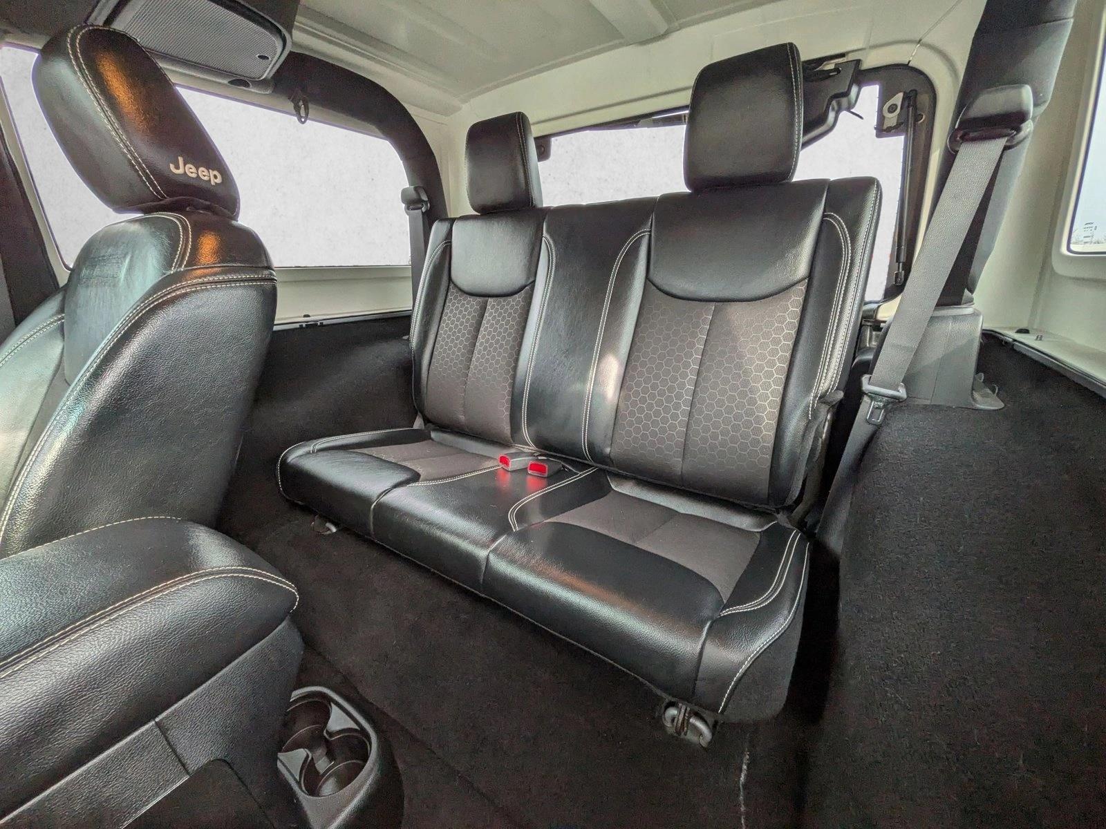 2016 JEEP WRANGLER - Image 17