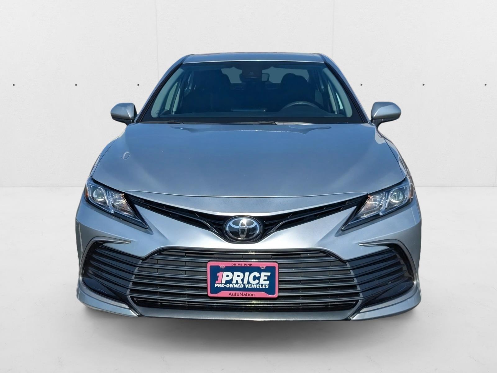 2023 Toyota Camry LE photo 2