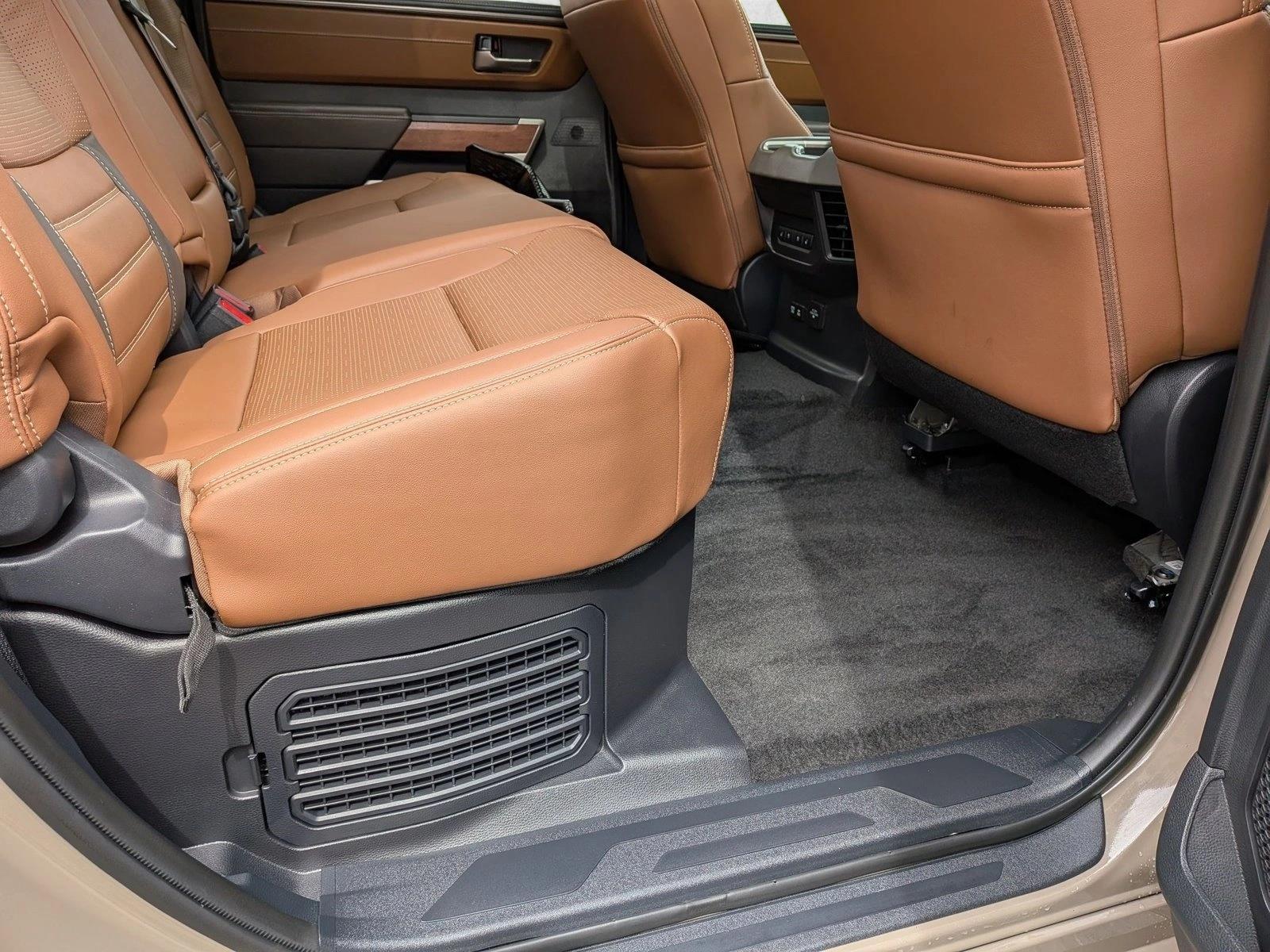 2026 Toyota Tundra 1794 Edition - Photo 18