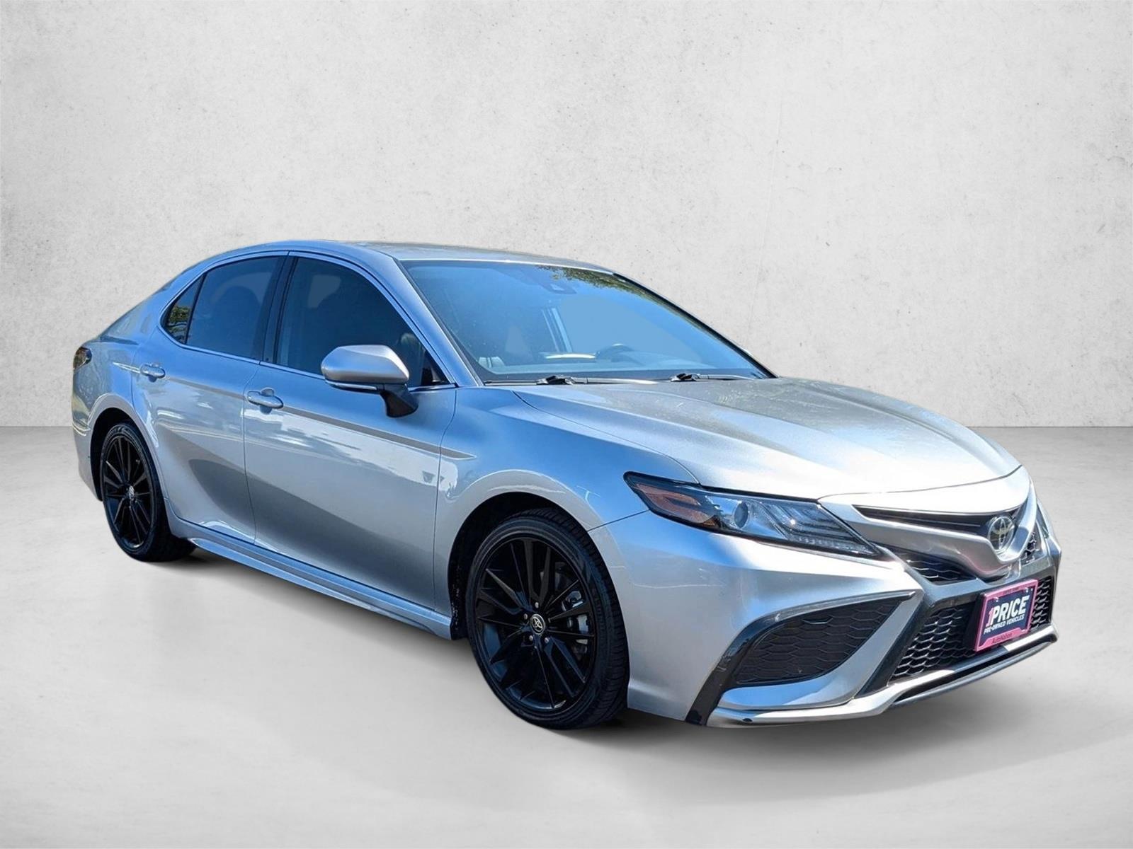 2023 Toyota Camry XSE photo 3