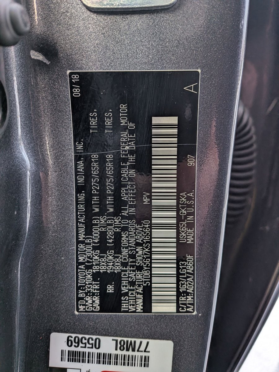 2019 TOYOTA SEQUOIA - Image 27