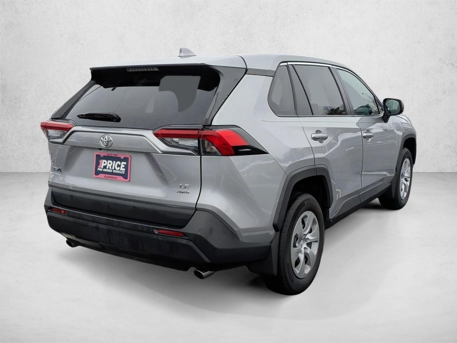 2022 TOYOTA RAV4 - Image 5