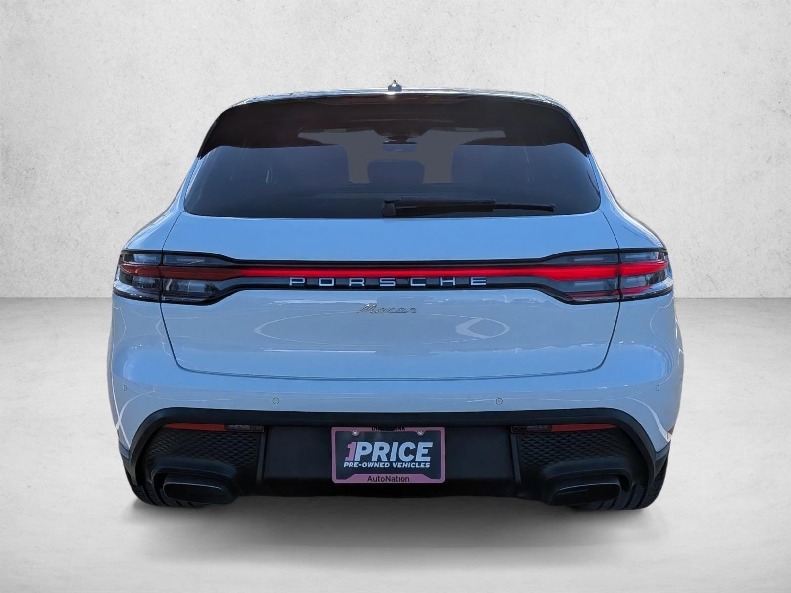 2025 PORSCHE MACAN - Image 6