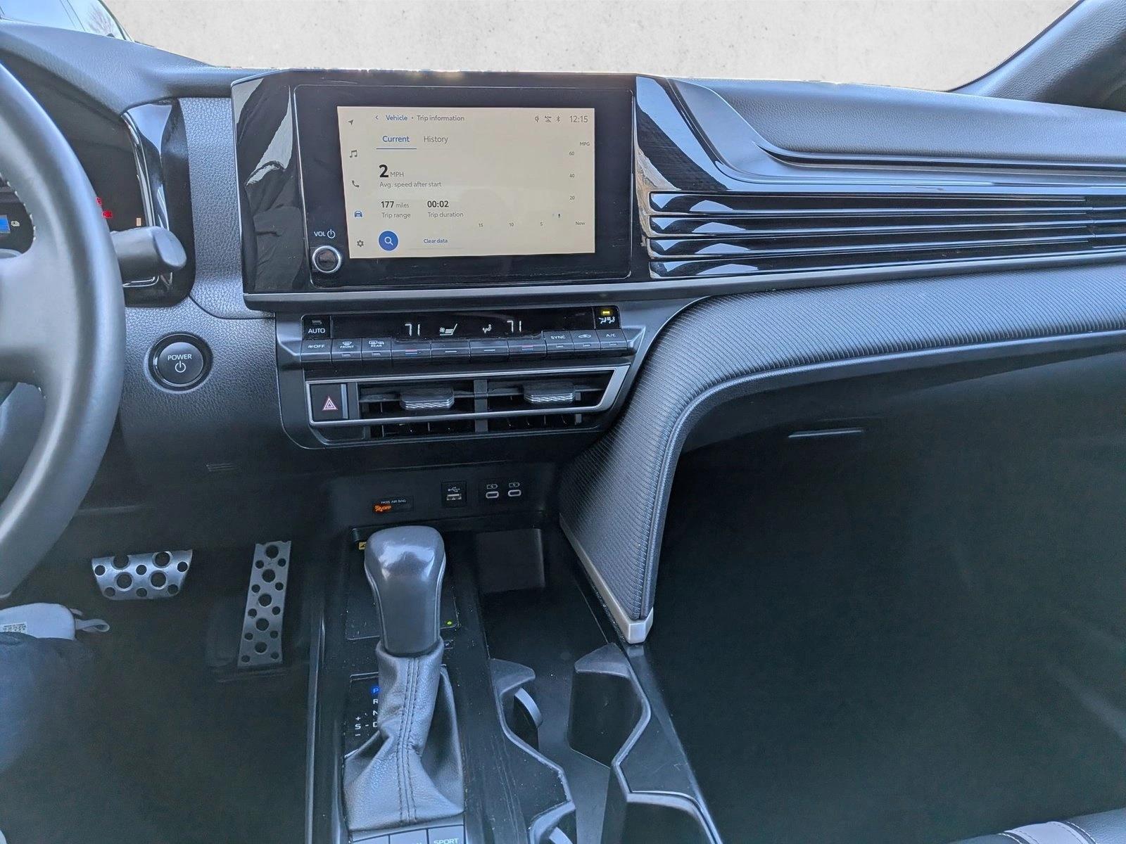 2025 TOYOTA CAMRY - Image 12