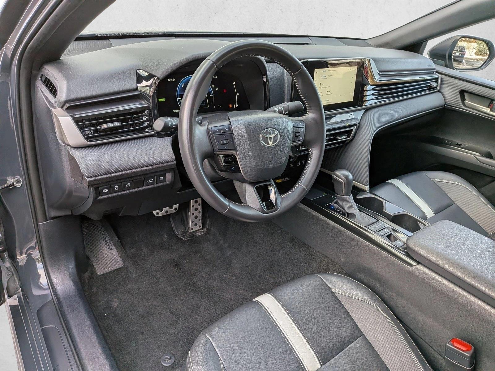 2025 TOYOTA CAMRY - Image 10