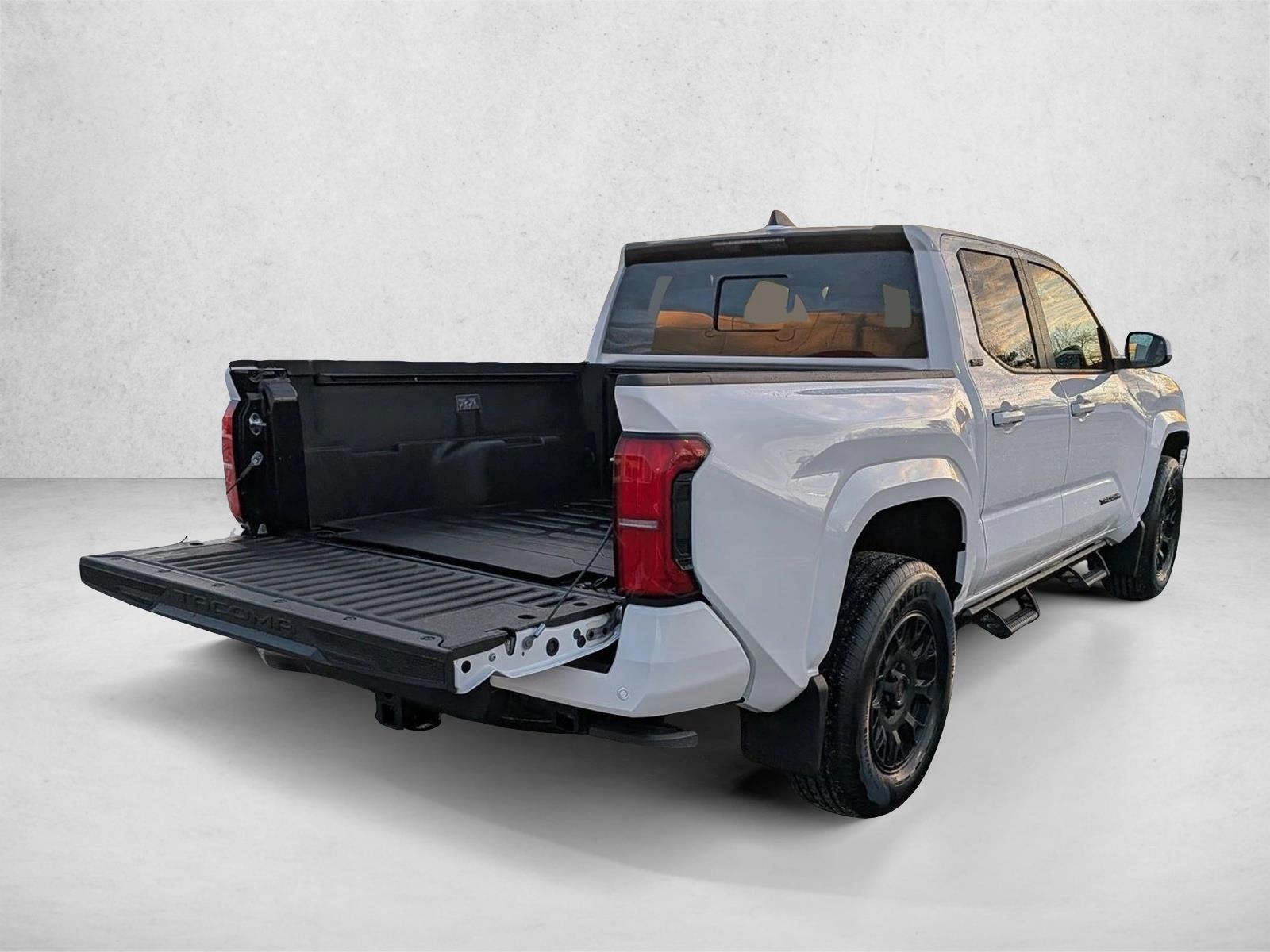 2025 TOYOTA TACOMA - Image 5