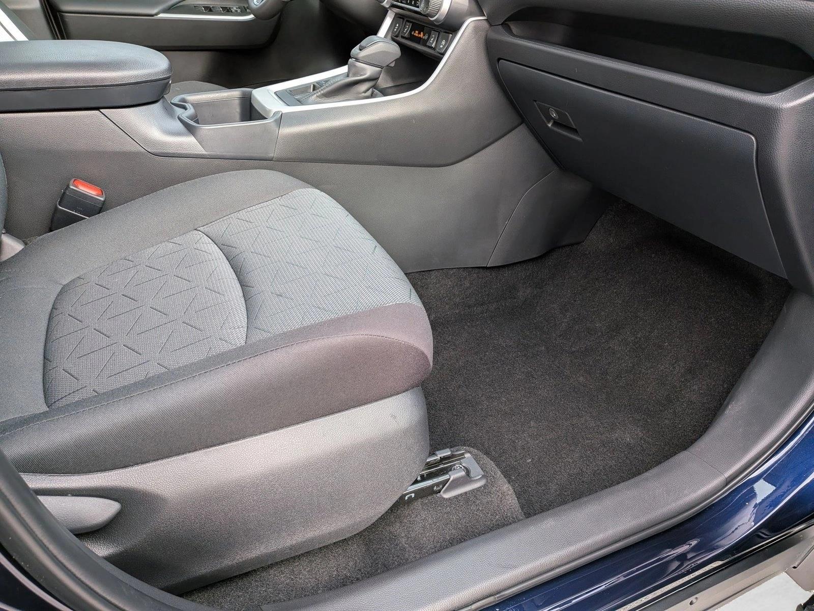 2025 TOYOTA RAV4 - Image 16