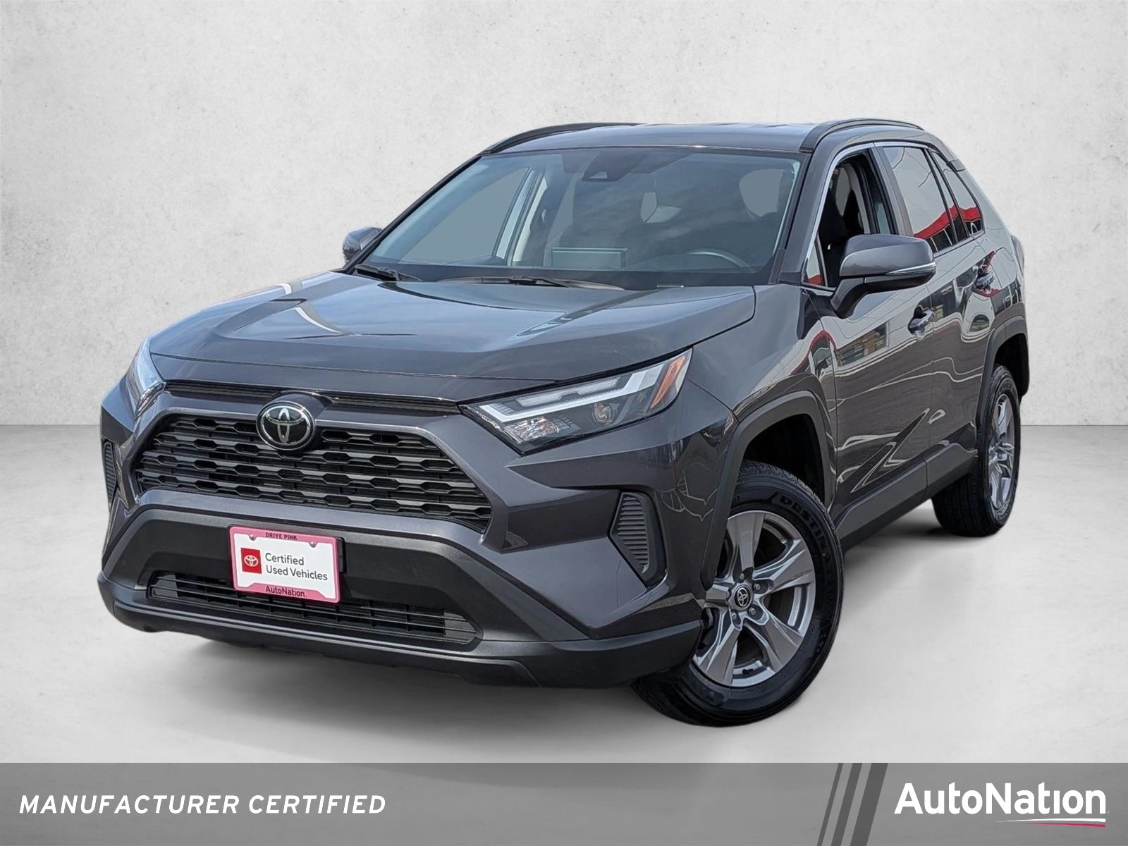 2025 Toyota RAV4 XLE AWD's photo