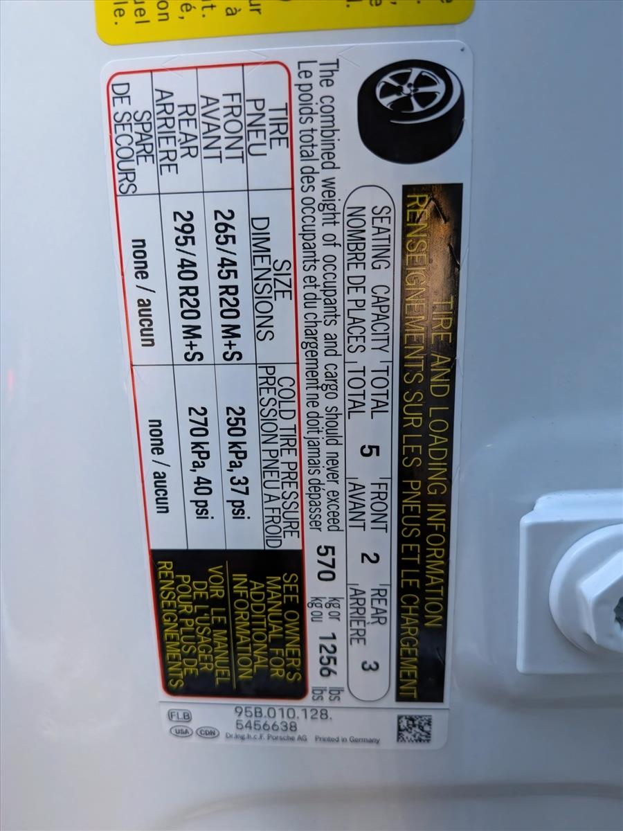 2025 PORSCHE MACAN - Image 26