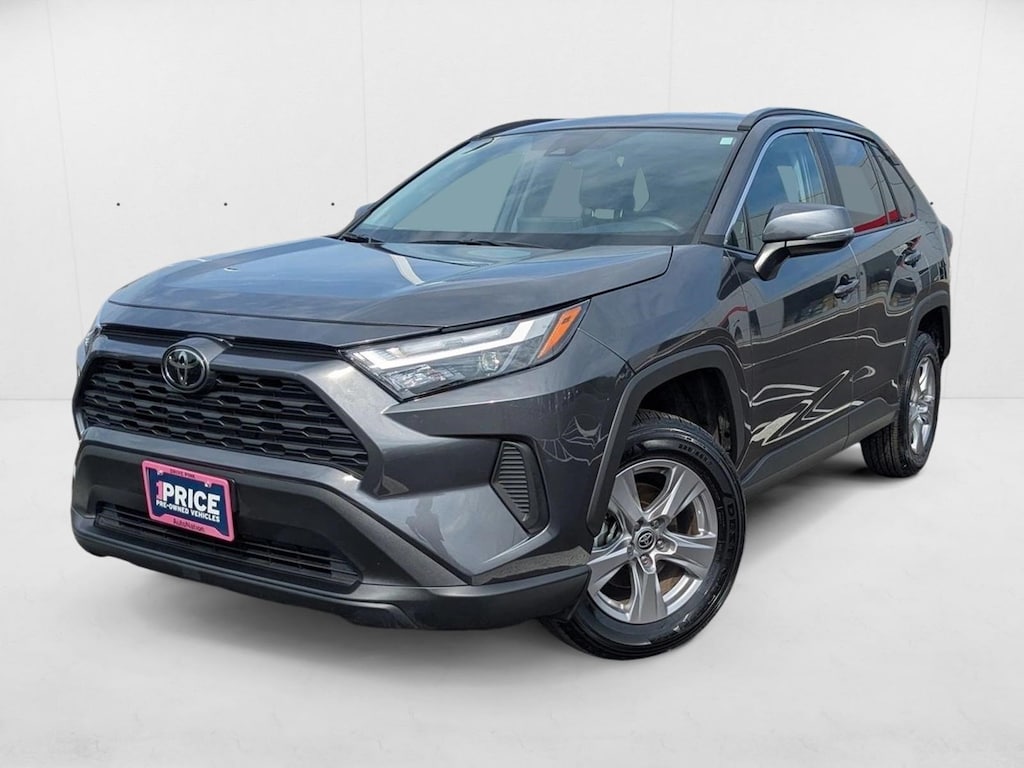 Used 2025 Toyota RAV4 XLE SUV