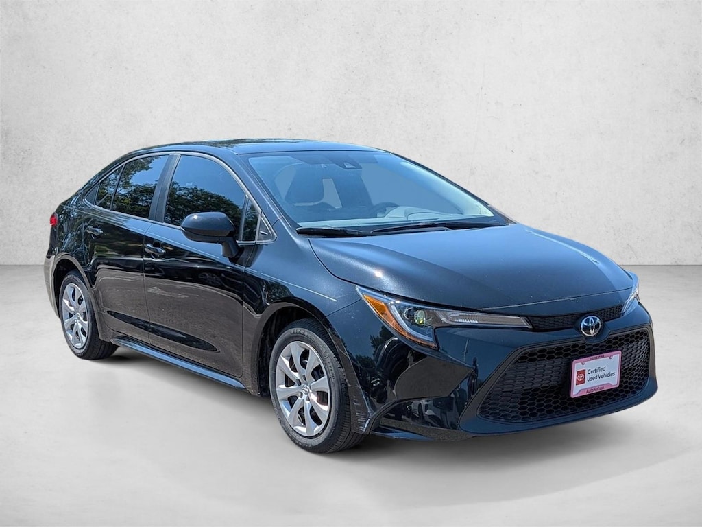 Certified 2022 Toyota Corolla LE Sedan
