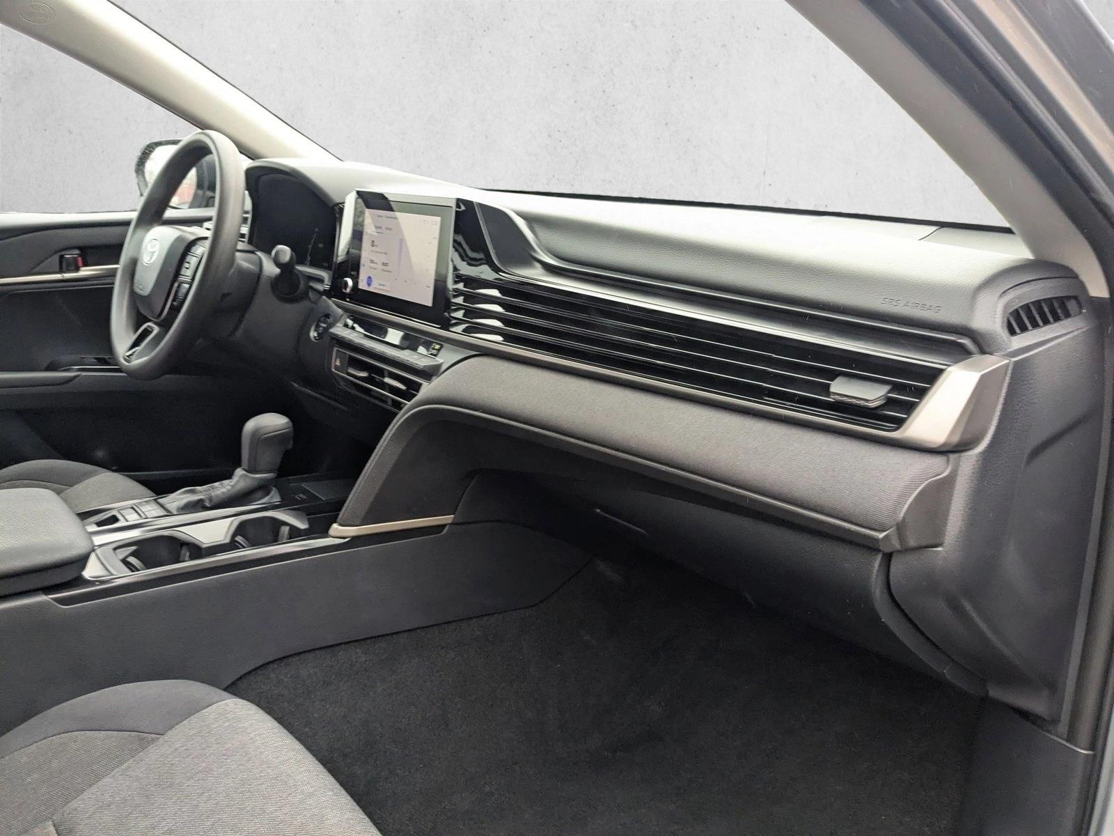 2025 TOYOTA CAMRY - Image 19