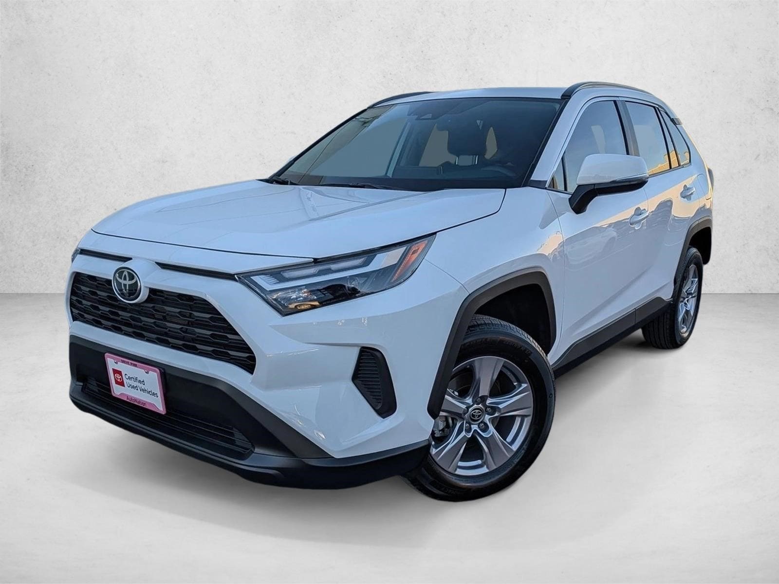 2025 TOYOTA RAV4 - Image 1