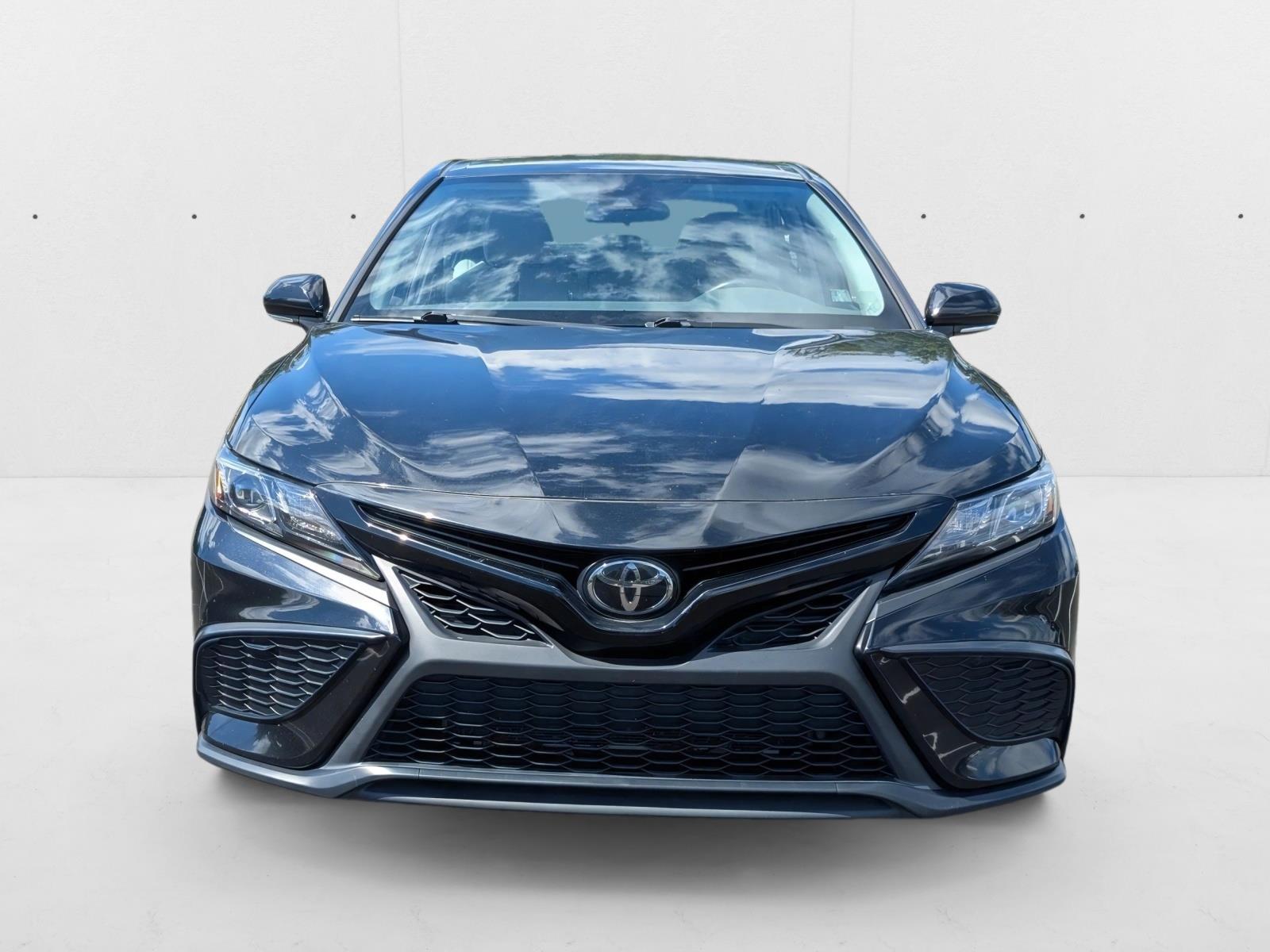 2023 Toyota Camry SE photo 2