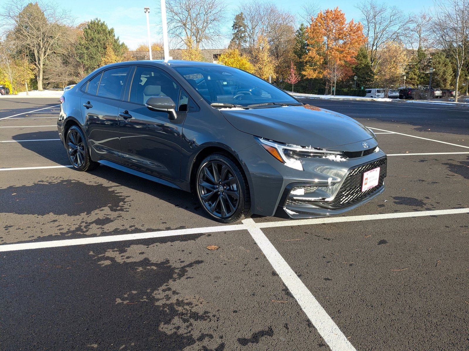 2025 Toyota Corolla SE photo 2