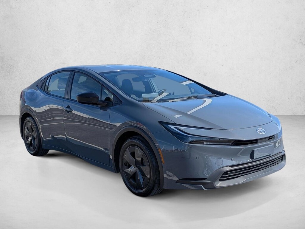 Used 2025 Toyota Prius LE Hatchback