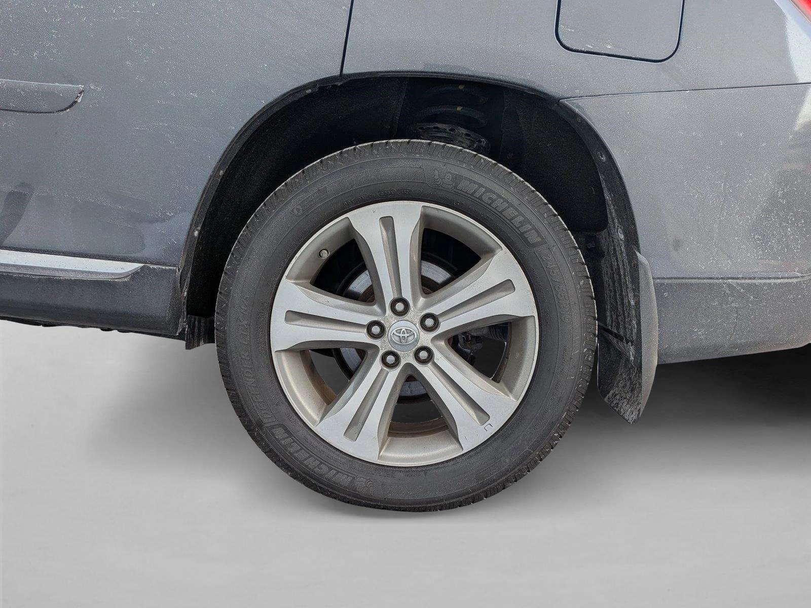 2012 TOYOTA HIGHLANDER - Image 13