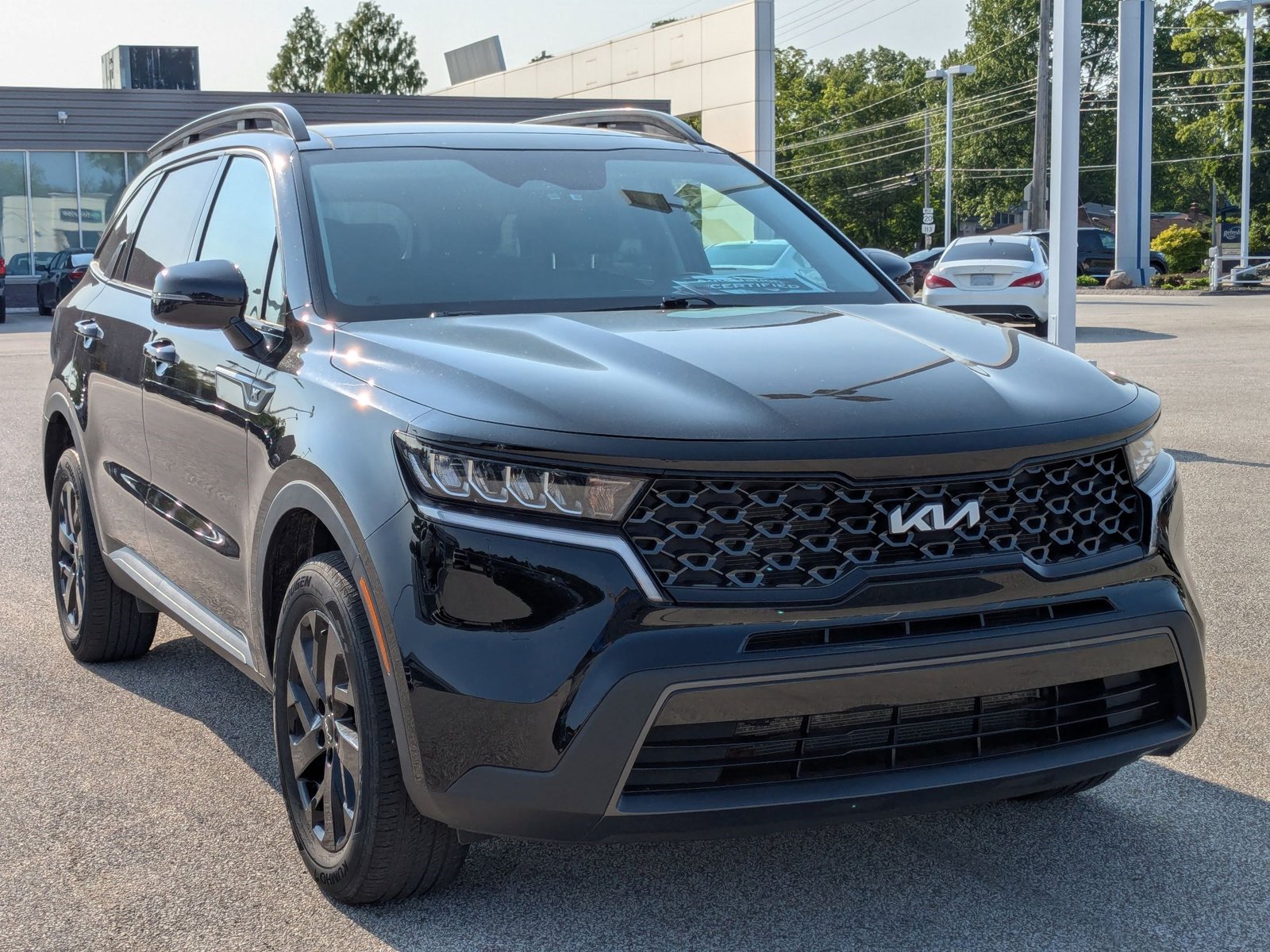 2022 Kia Sorento X-Line S photo 3