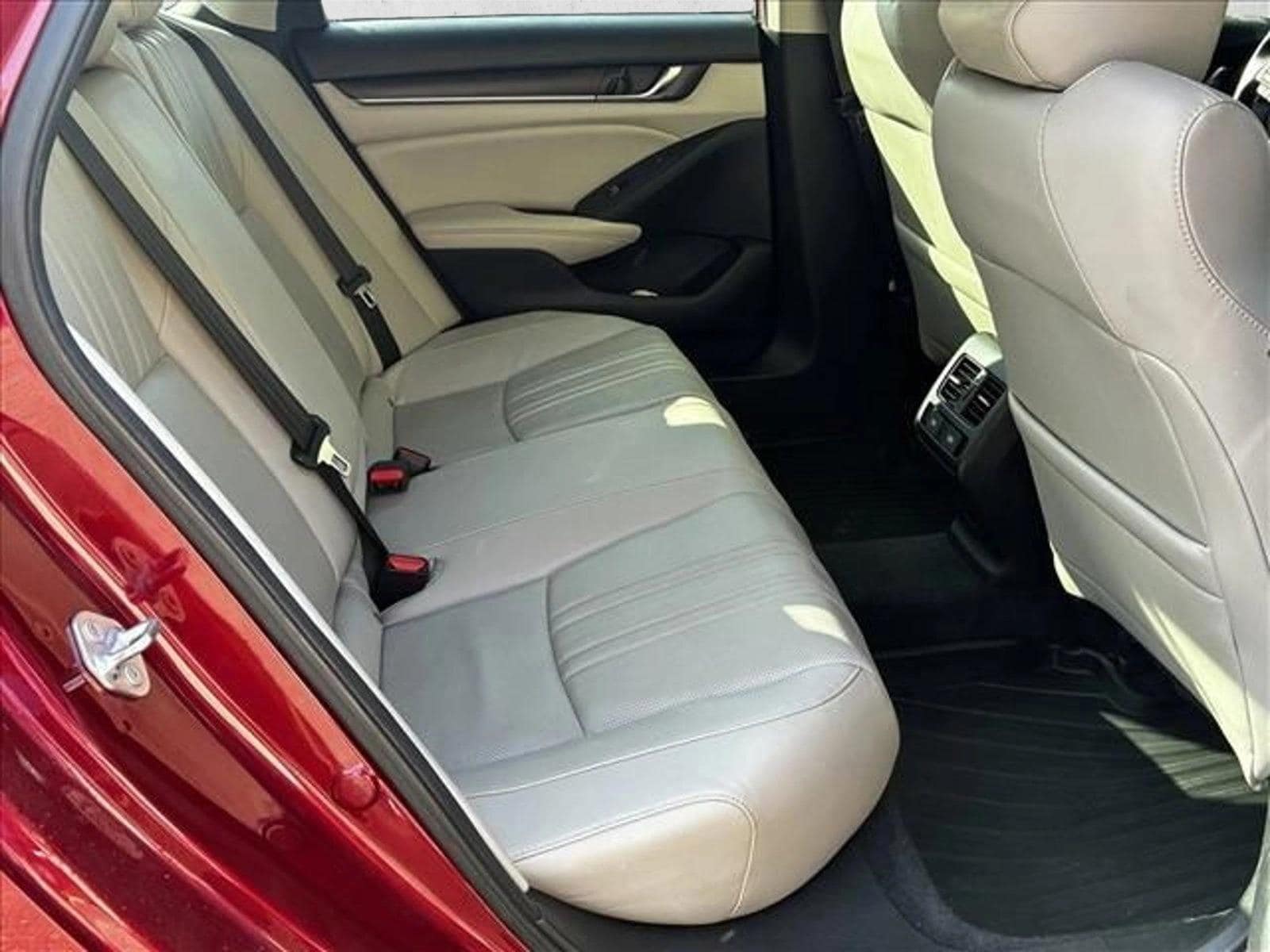 2021 HONDA ACCORD - Image 27