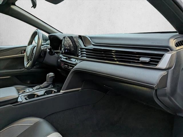 2025 TOYOTA CAMRY - Image 19