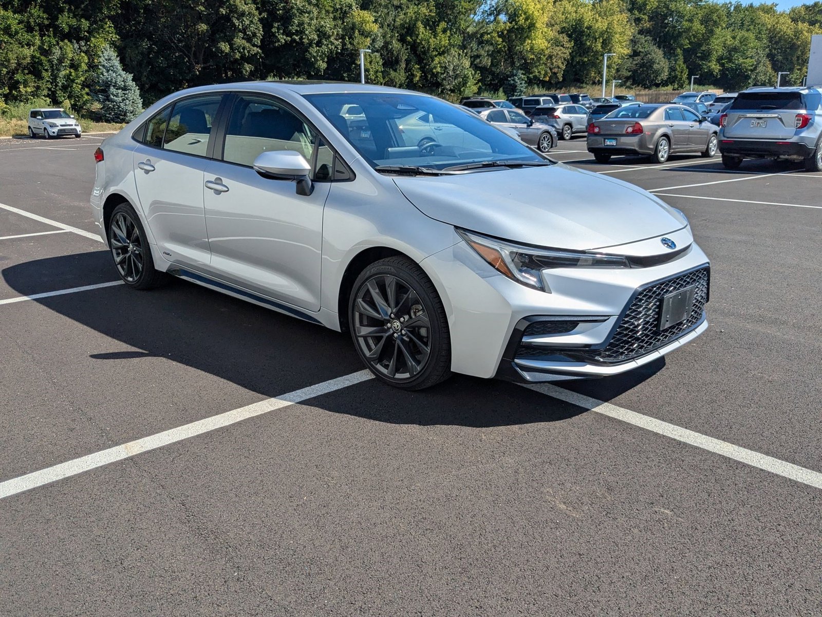 2023 Toyota Corolla Hybrid SE photo 3