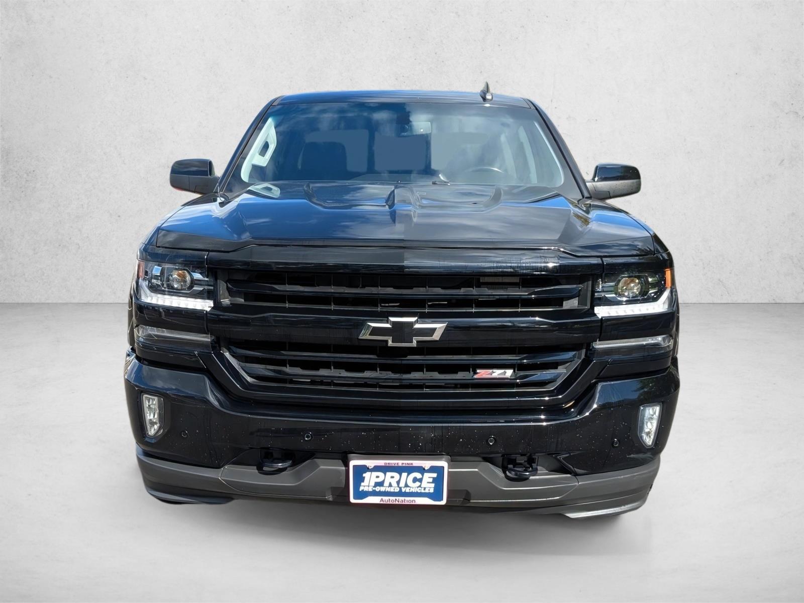 2018 Chevrolet Silverado 1500 LTZ photo 2