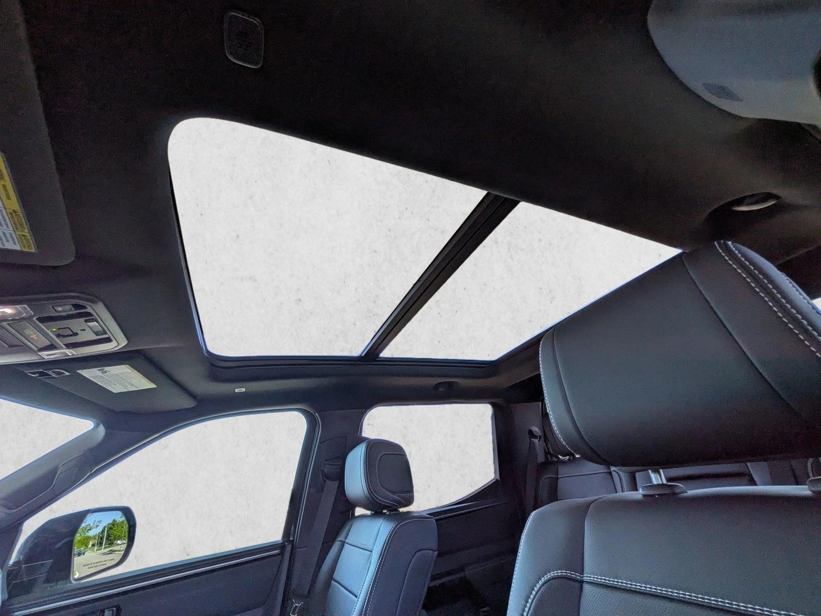 2026 Toyota Tundra Limited - Photo 14