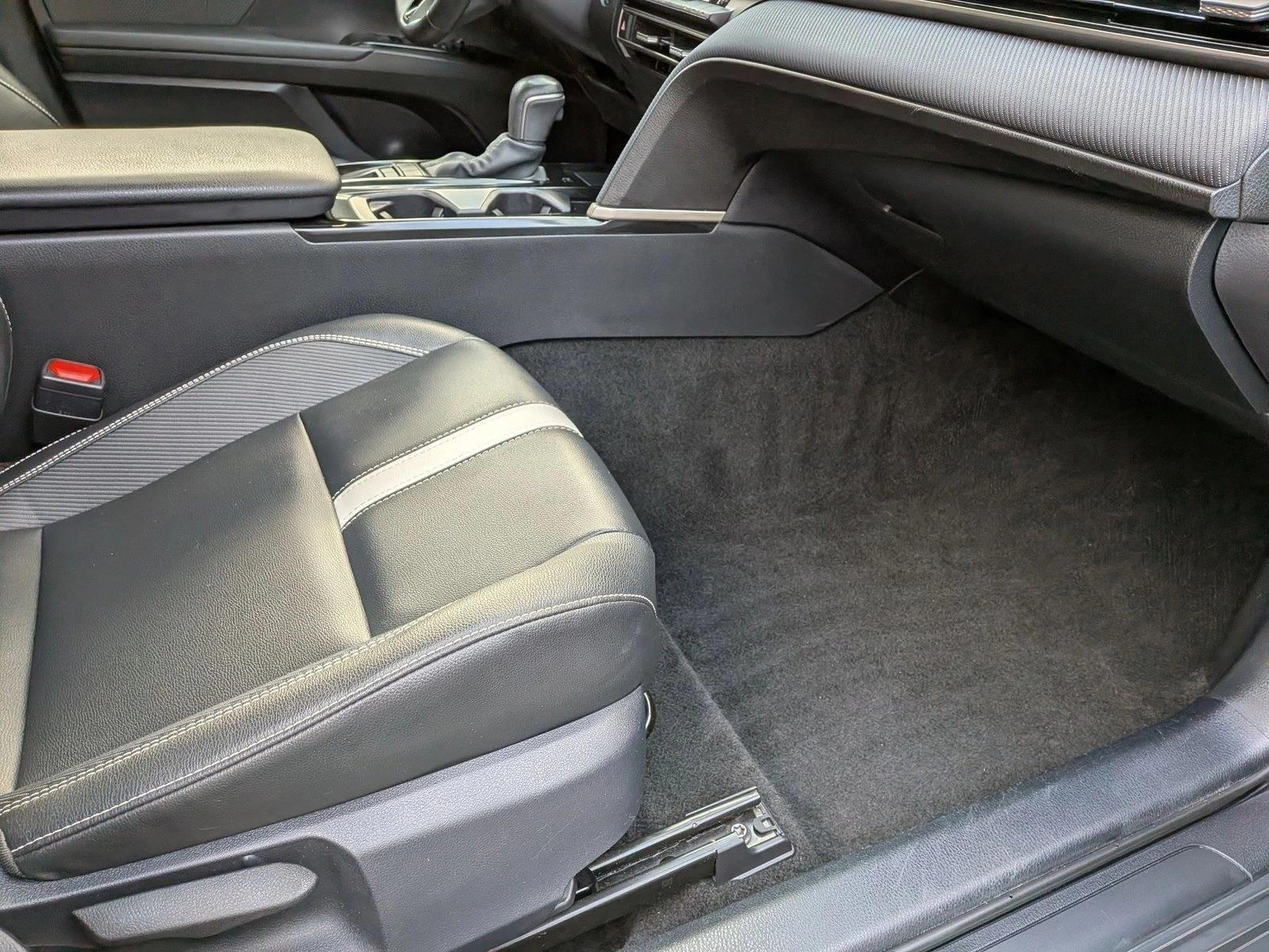 2025 TOYOTA CAMRY - Image 15