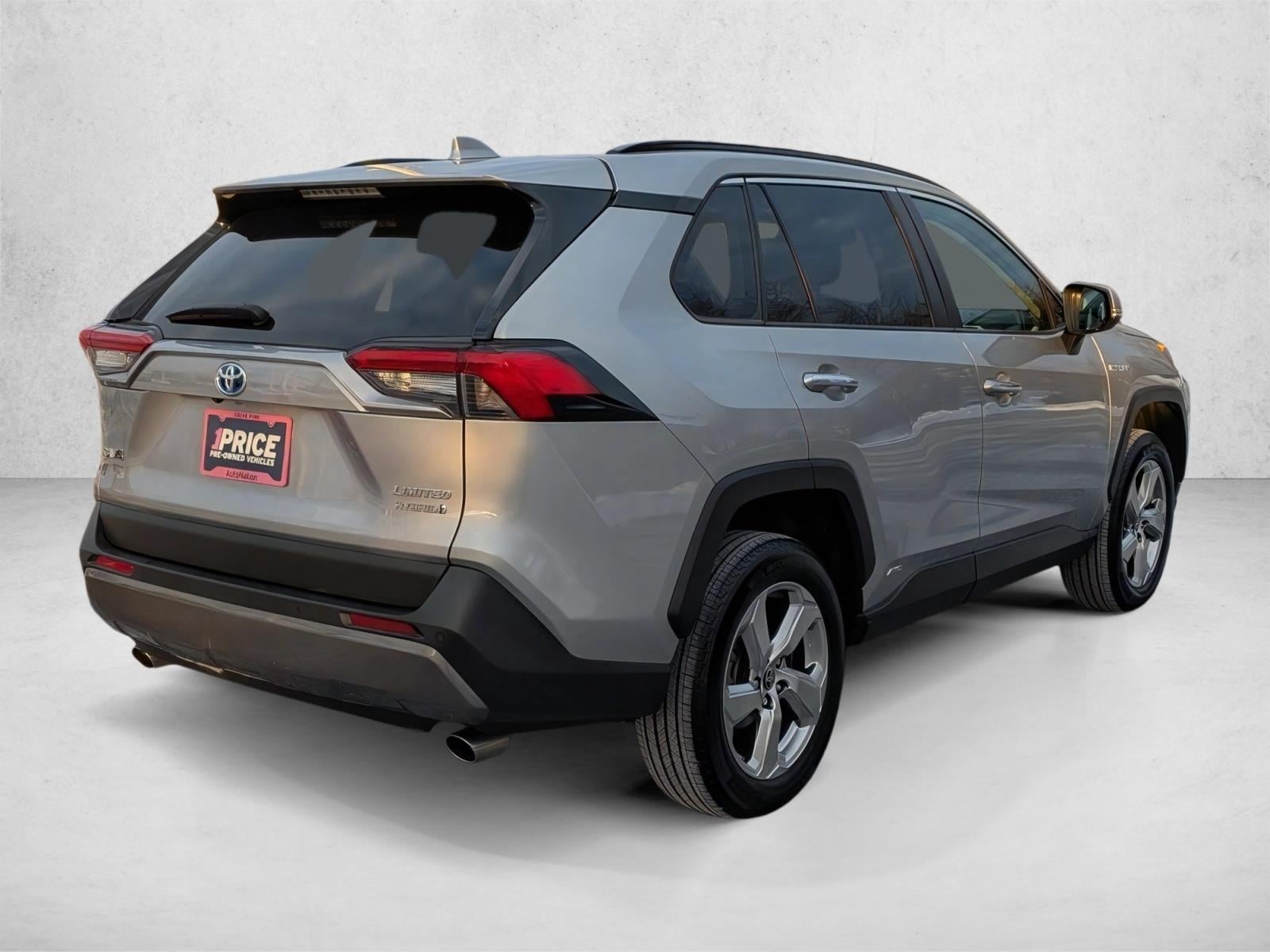 2021 TOYOTA RAV4 - Image 5