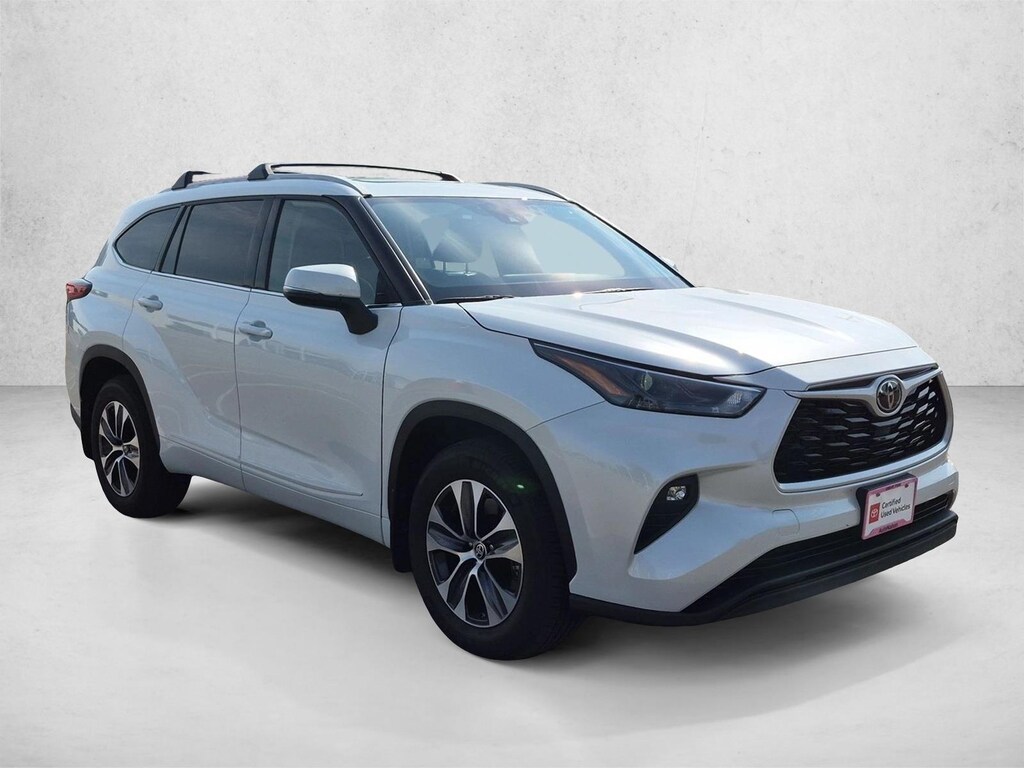 Used 2022 Toyota Highlander XLE SUV