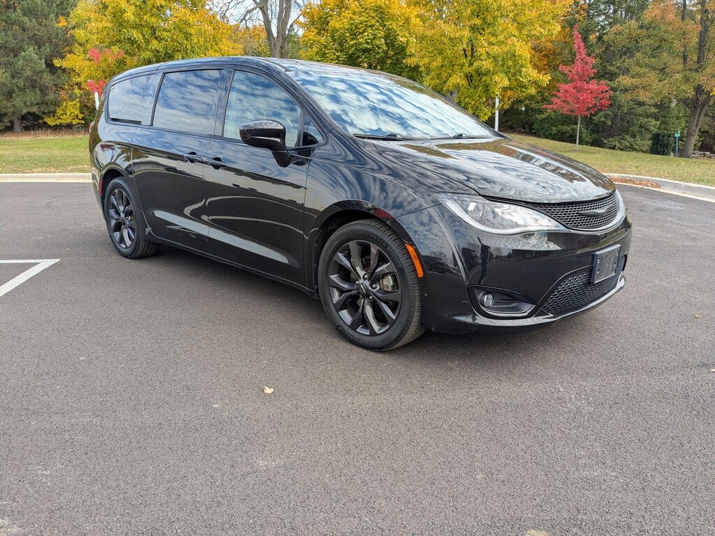 Used 2018 Chrysler Pacifica Touring Plus Van