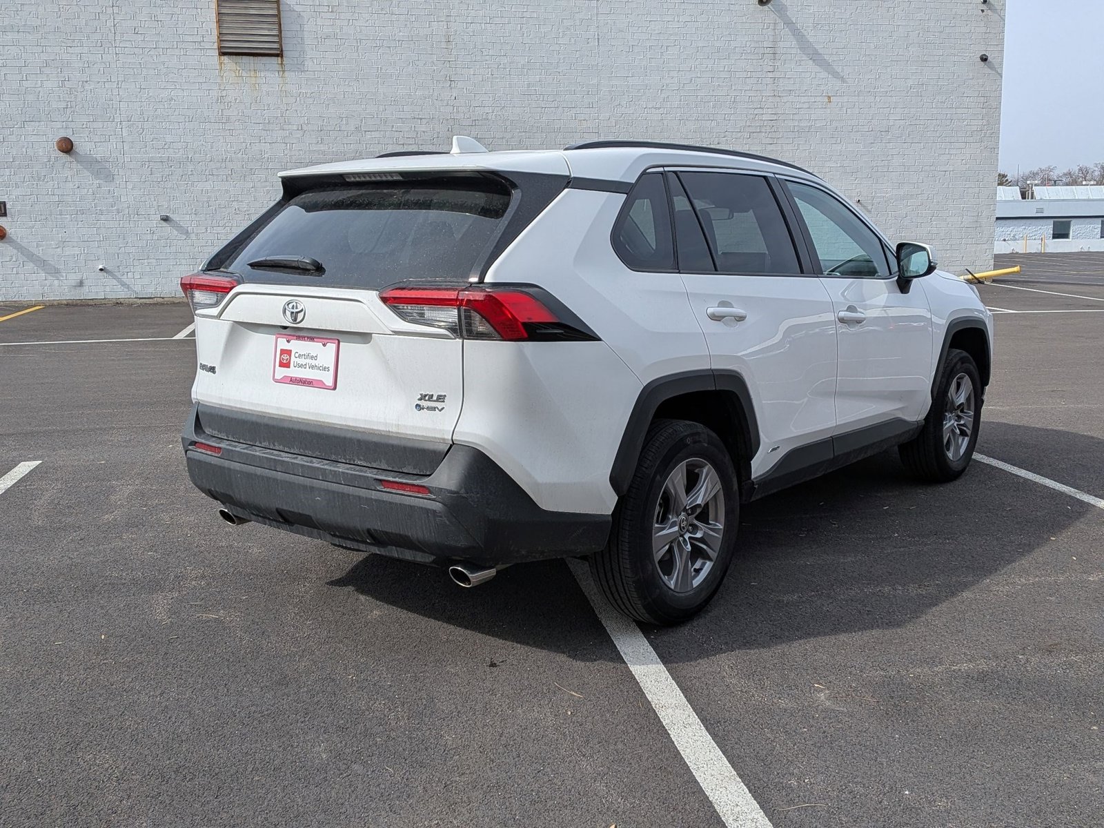 2025 TOYOTA RAV4 - Image 5