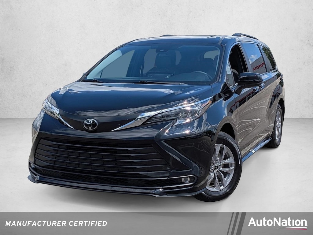 Certified 2026 Toyota Sienna XLE 8 Passenger Van Passenger Van