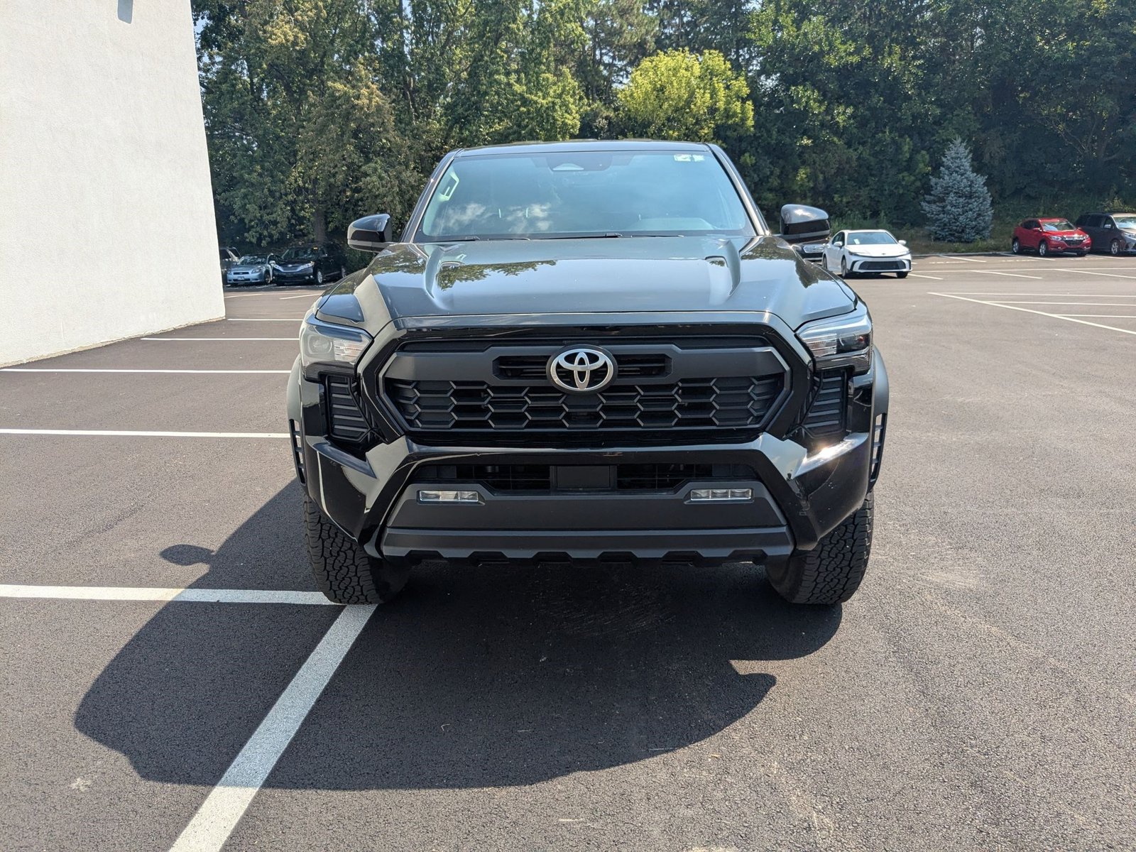 2024 Toyota Tacoma TRD Double Cab photo 2