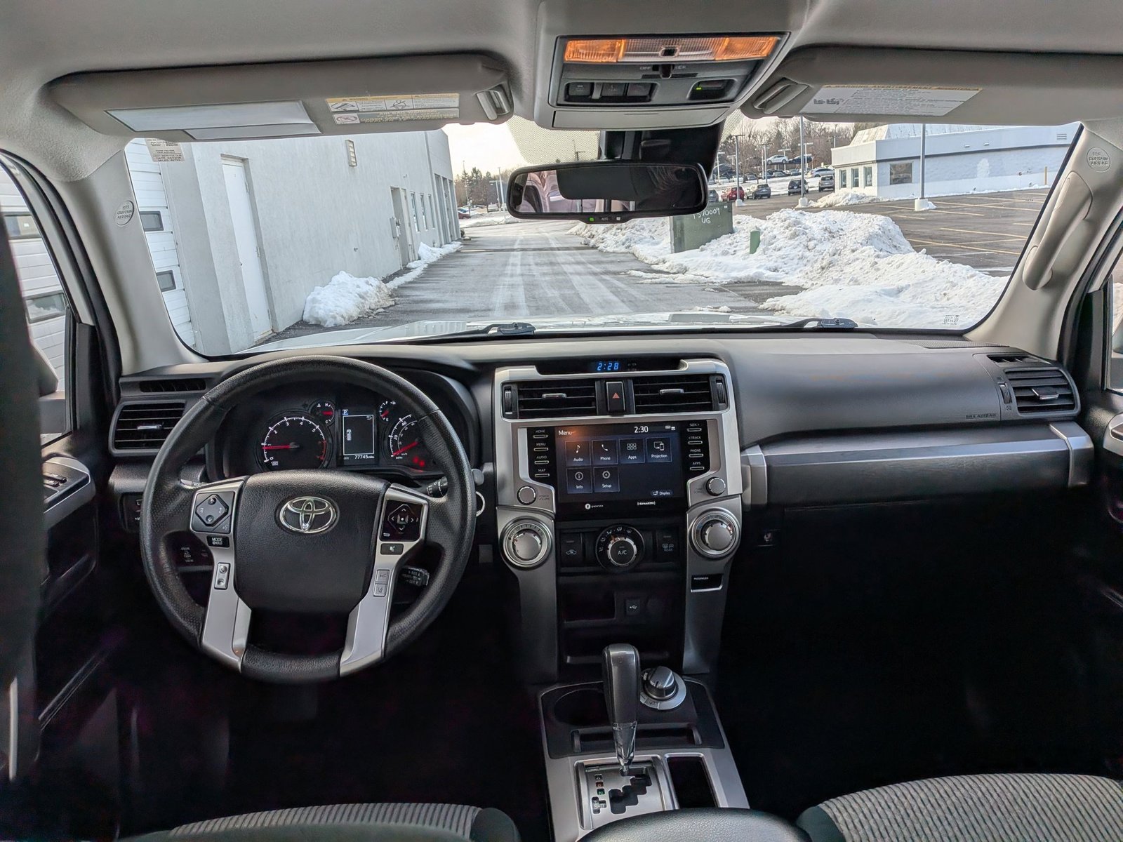 2022 TOYOTA 4RUNNER - Image 19