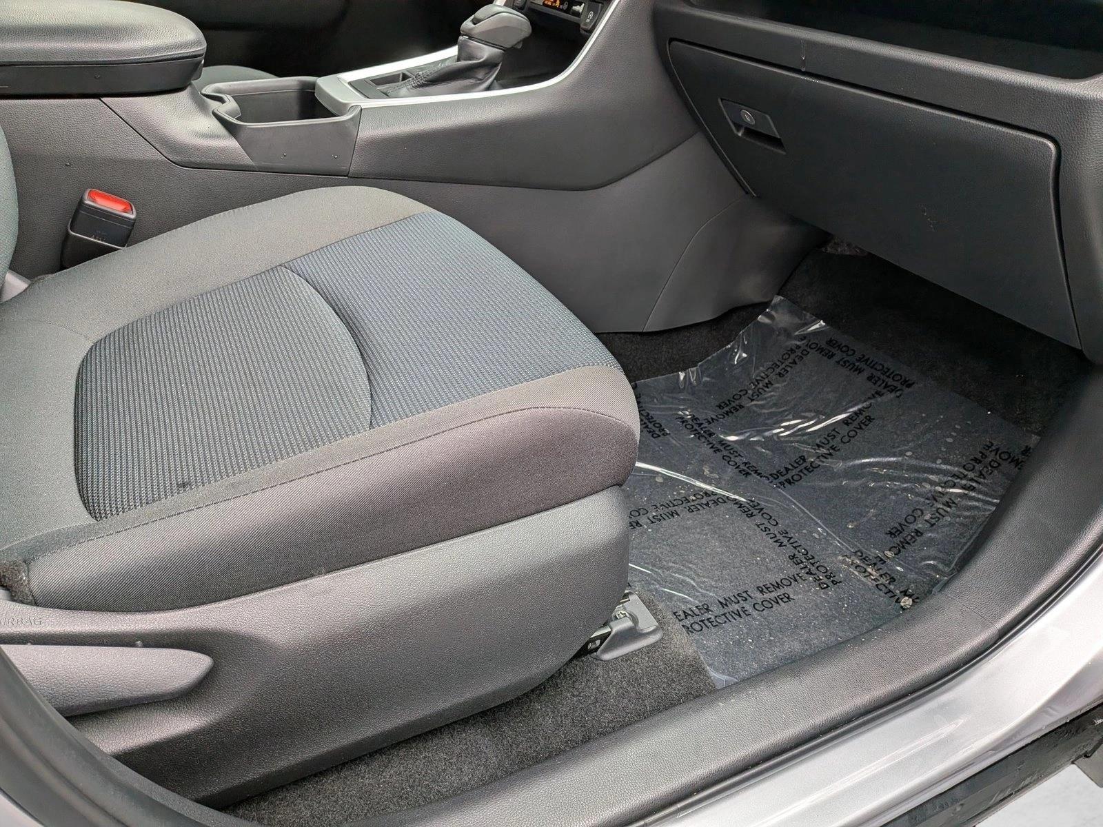 2022 TOYOTA RAV4 - Image 15