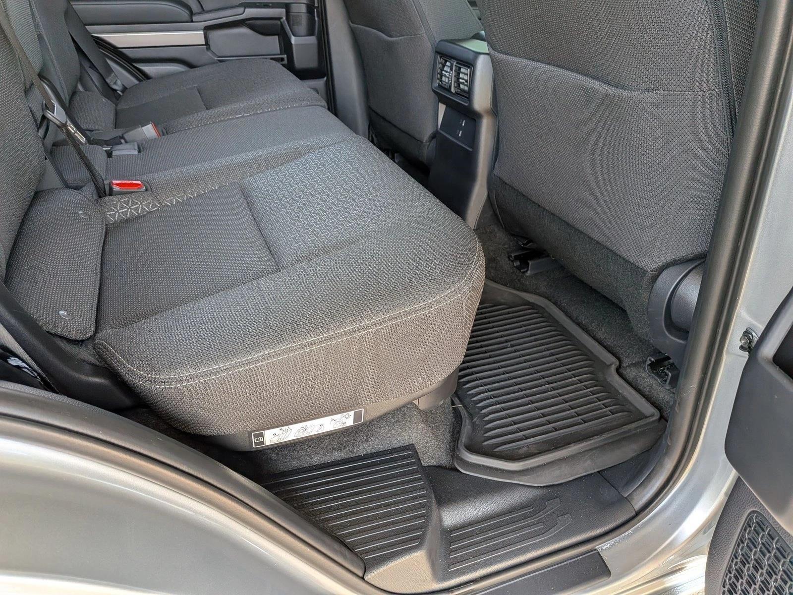 2026 Toyota 4Runner SR5 - Photo 17