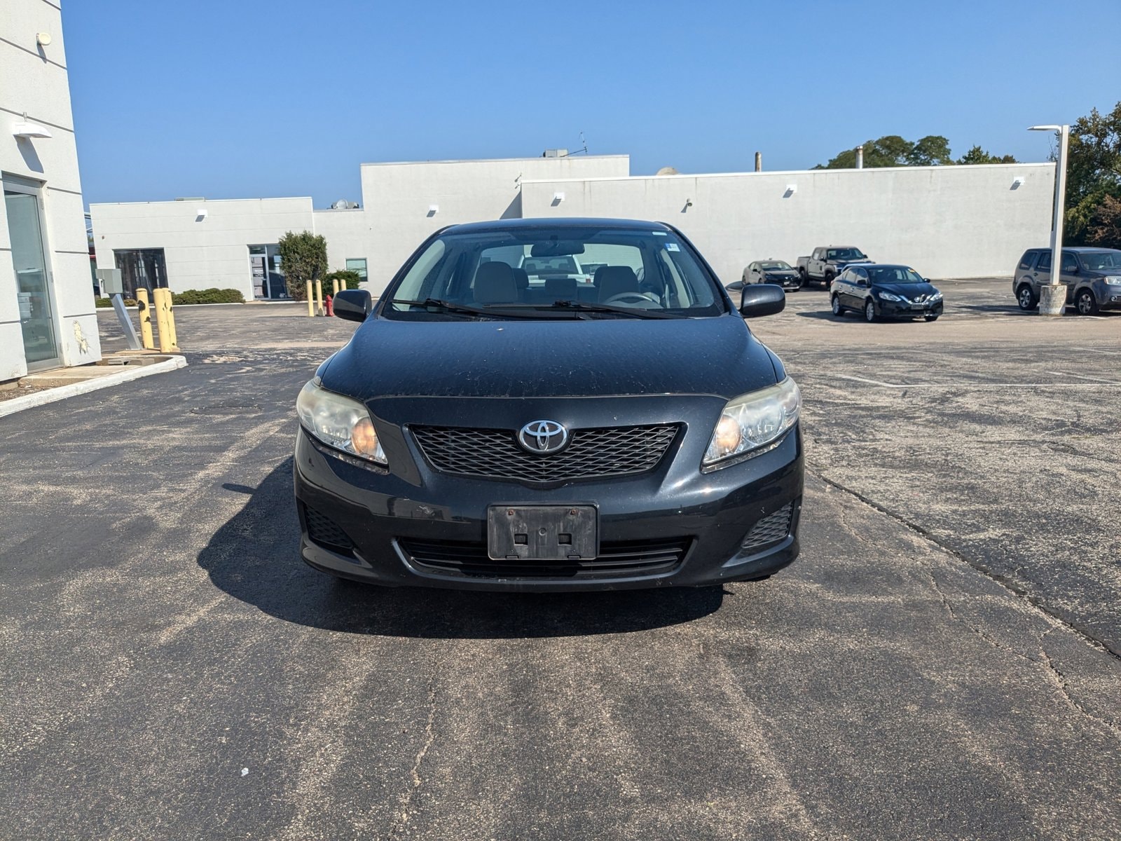 Used 2010 Toyota Corolla LE with VIN 1NXBU4EE7AZ322553 for sale in Libertyville, IL