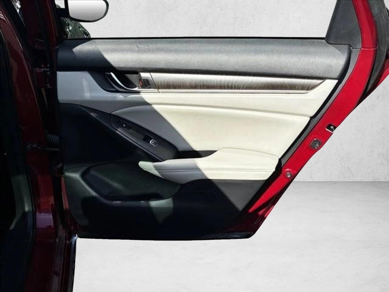 2021 HONDA ACCORD - Image 28