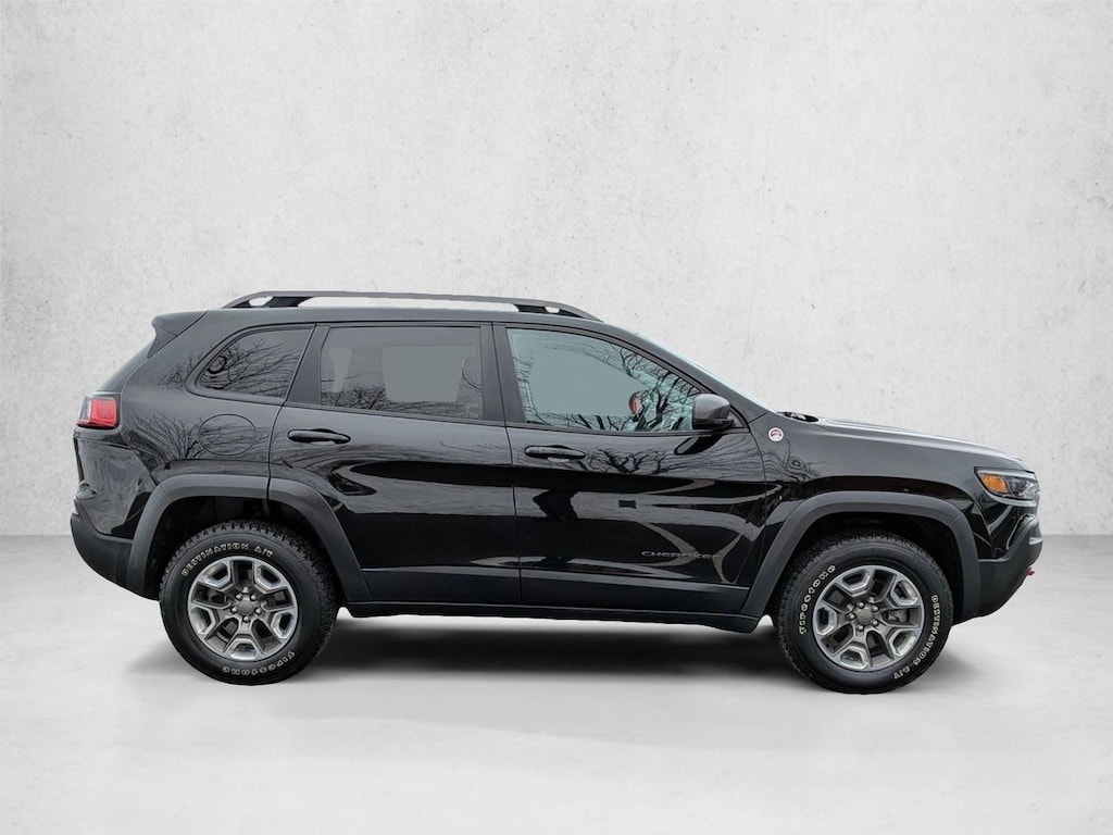 Used 2019 Jeep Cherokee Trailhawk 4x4 SUV