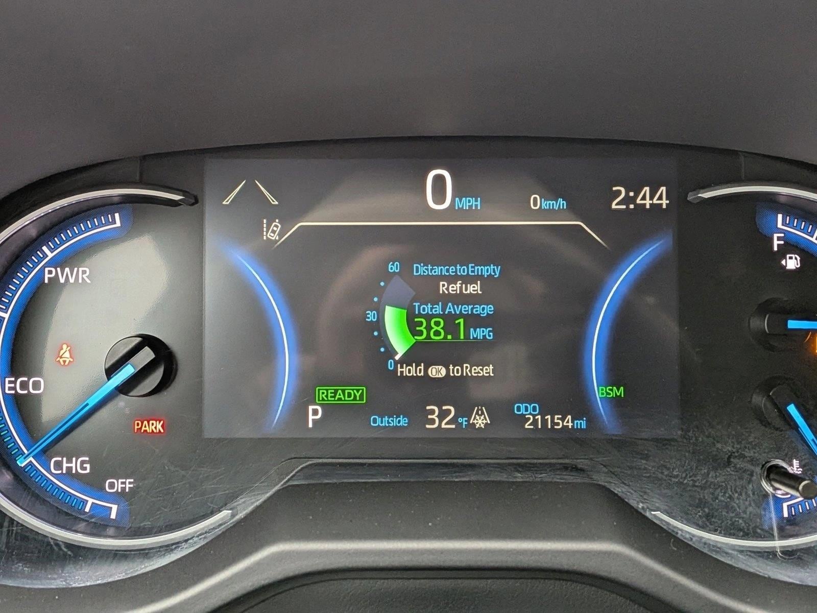 2023 TOYOTA RAV4 - Image 11