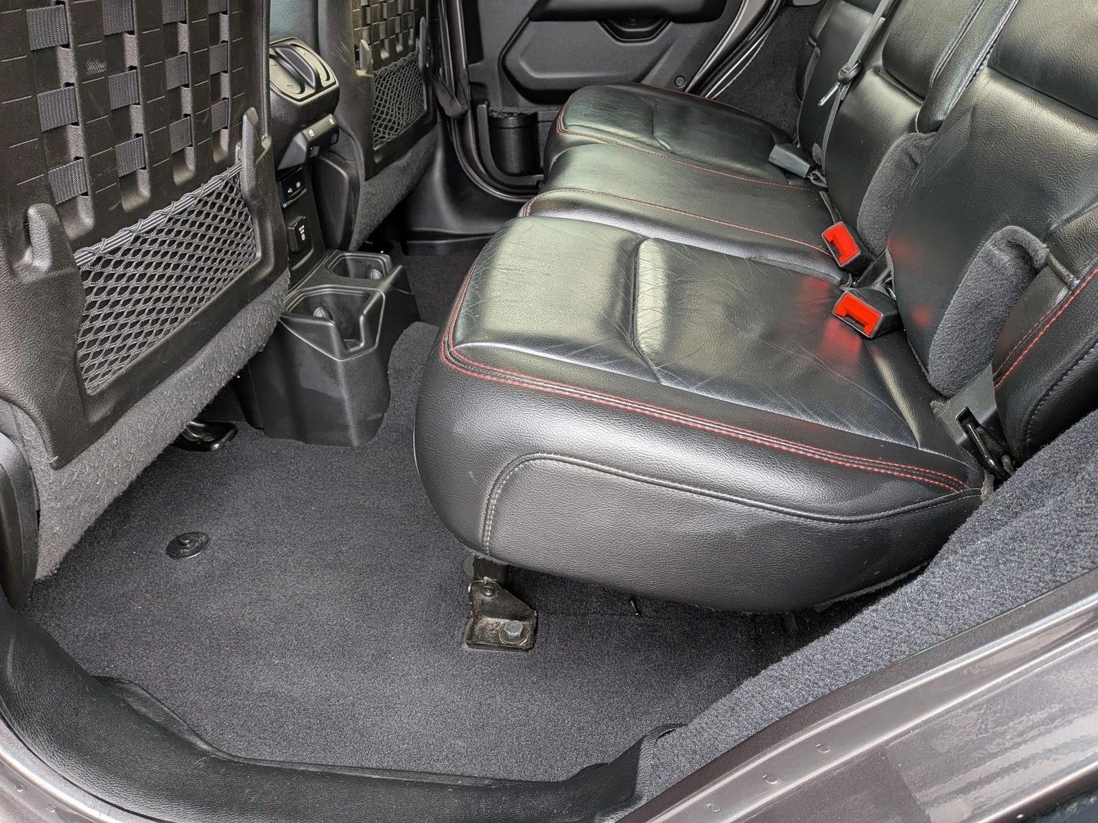 2019 JEEP WRANGLER - Image 16