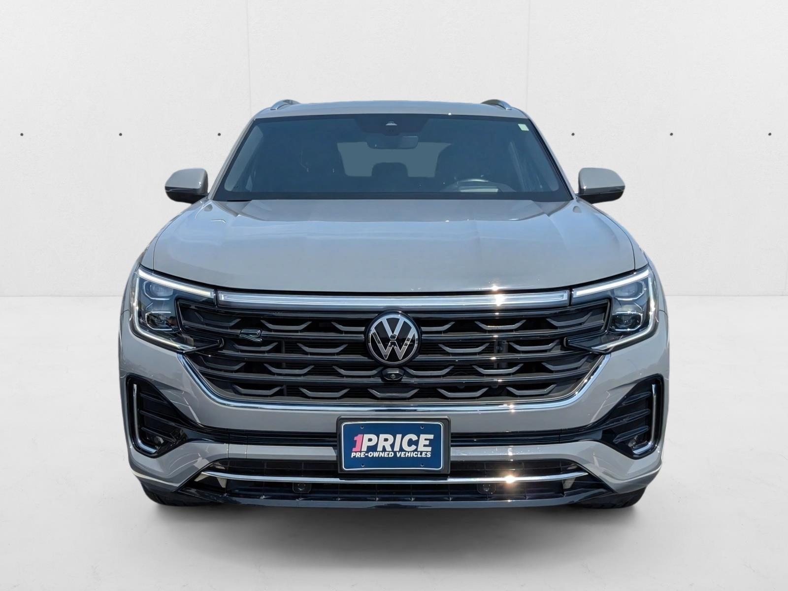2024 Volkswagen Atlas Cross Sport SEL Premium R-Line photo 2