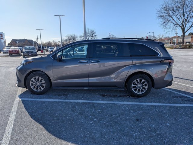 2024 TOYOTA SIENNA - Image 8