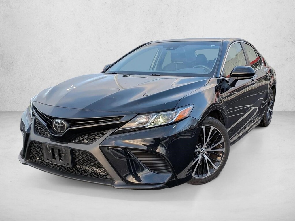 Certified 2018 Toyota Camry SE Sedan