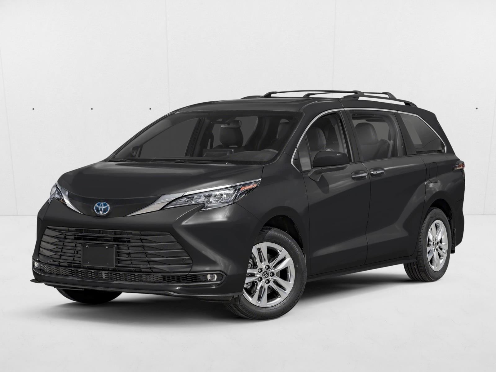 2026 Toyota Sienna Woodland Edition's photo