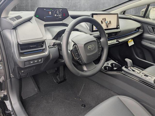 2025 Toyota Prius photo 3