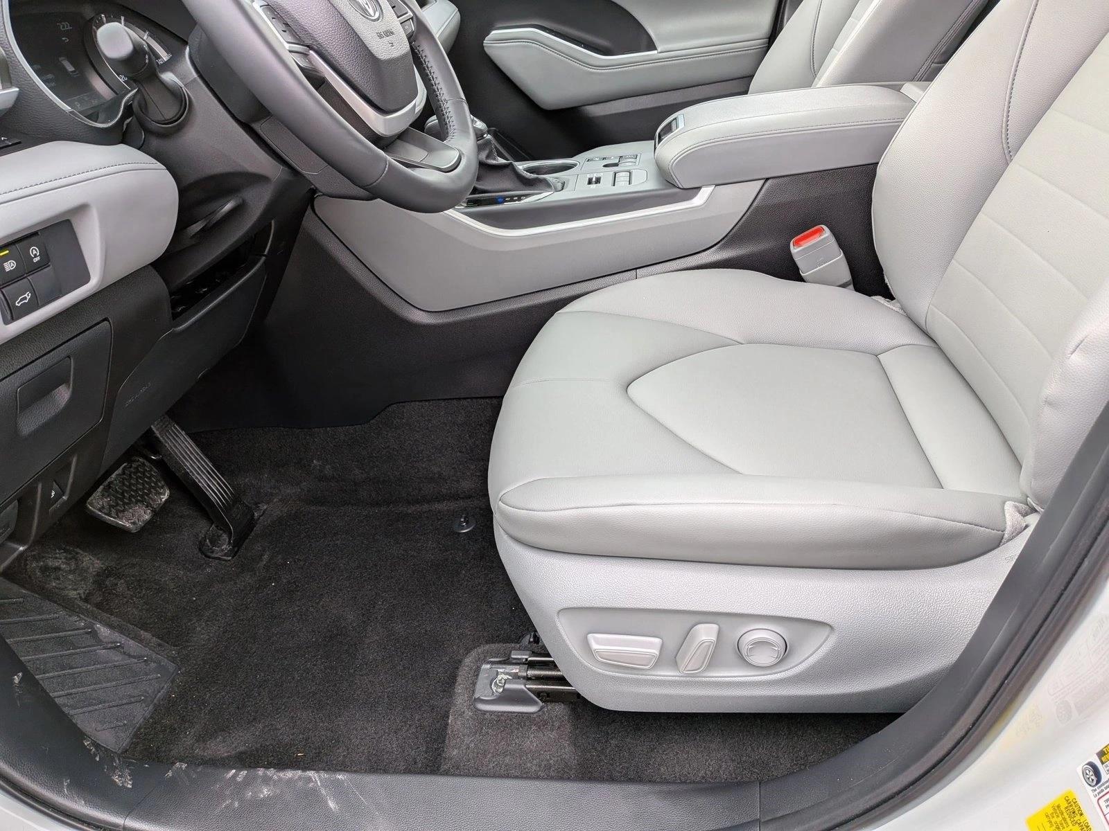 2026 TOYOTA HIGHLANDER - Image 15