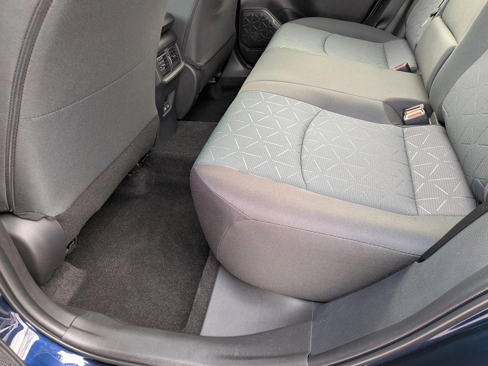 2025 TOYOTA RAV4 - Image 17