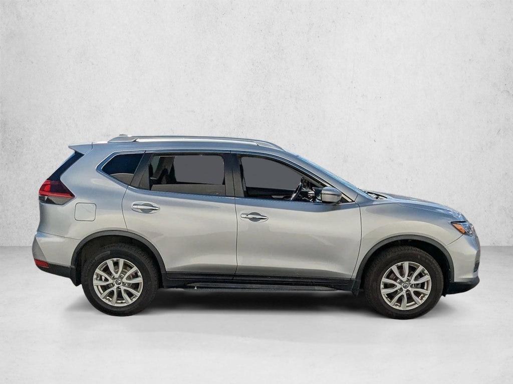 Used 2018 Nissan Rogue SV SUV